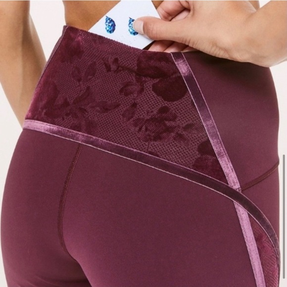 Lululemon Wunder Under High-Rise Tight Flocked Scatter Floral Dark Adobe - Picture 4 of 8